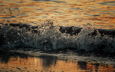 Wellenabend – Mira Eilenstein